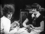Streets of Sorrow (Joyless Street) (Die freudlose Gasse) (1925) Drama (DVD)